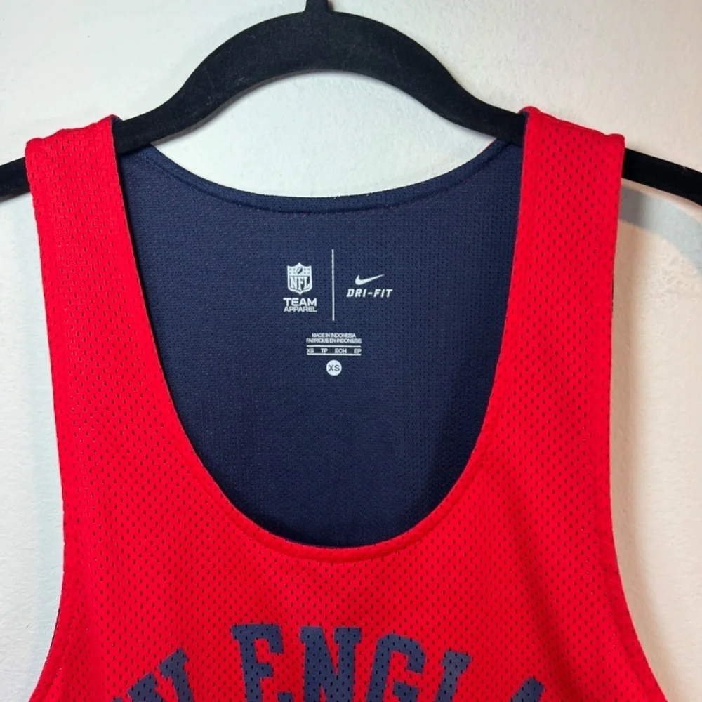 Nike NFL New England Patriots Dri-Fit Mesh Tank Top Shirt Football Women's Sz XS
